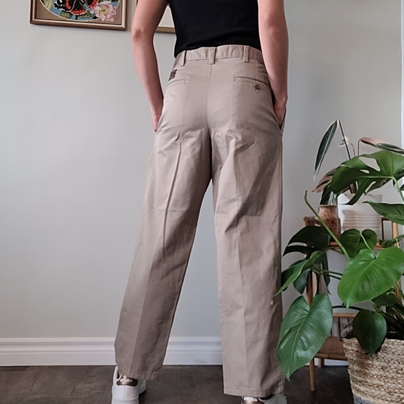 Gone - Picture 5 of 8